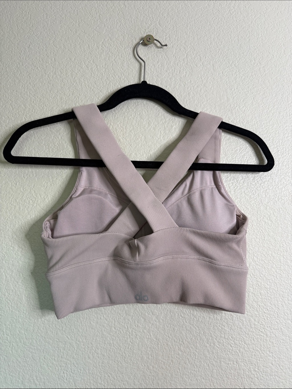 ALO Yoga Emulate Ribbed Cross-Back Sports Bra small - Picture 4 of 5